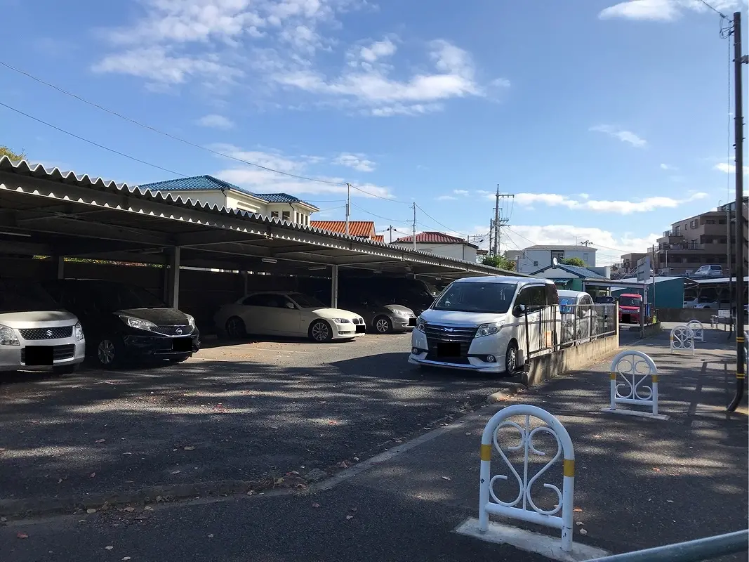 足立区伊興２丁目　月極駐車場